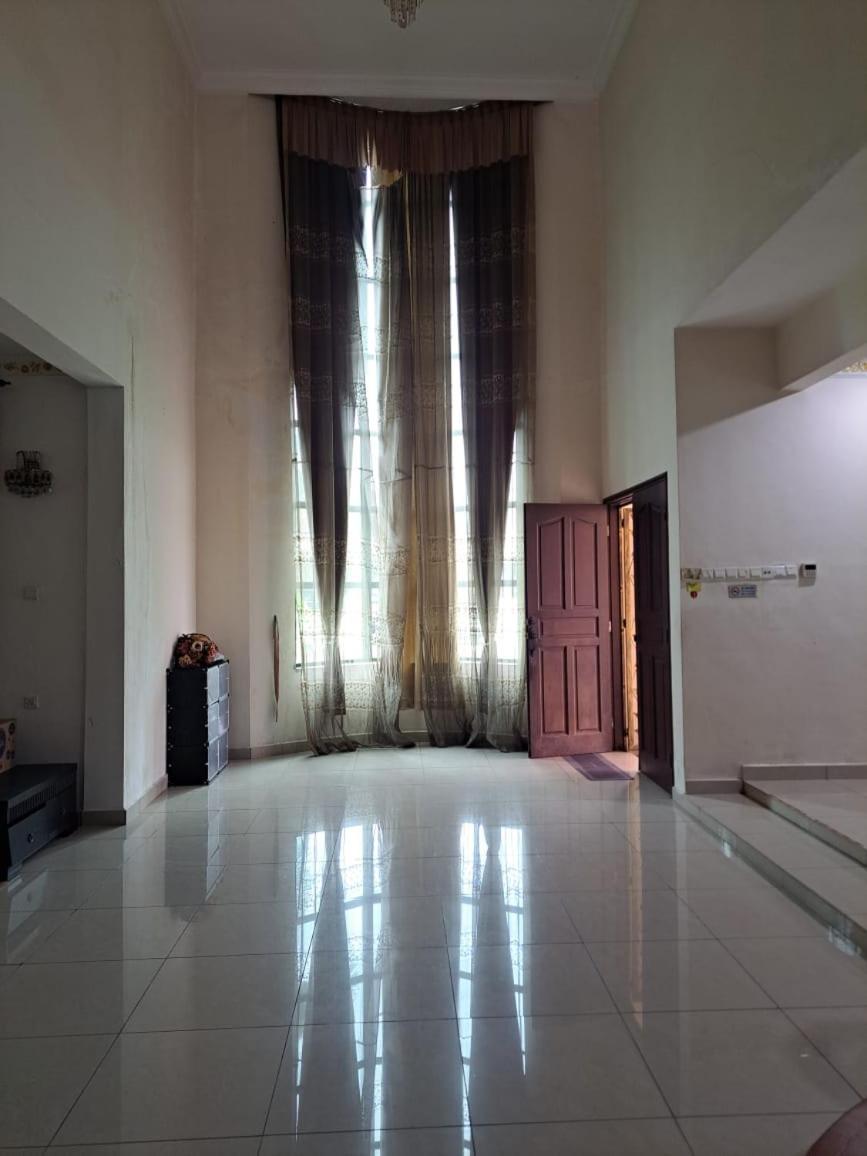 Villa Shamir Sepang Buitenkant foto